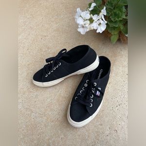 Superga black low sneakers - size 8.5 (US)